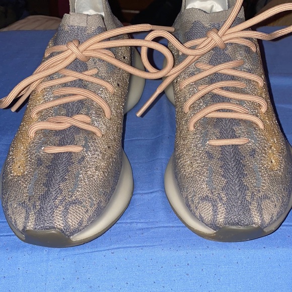 Adidas Yeezy Boost 380 Mist - Picture 2 of 7